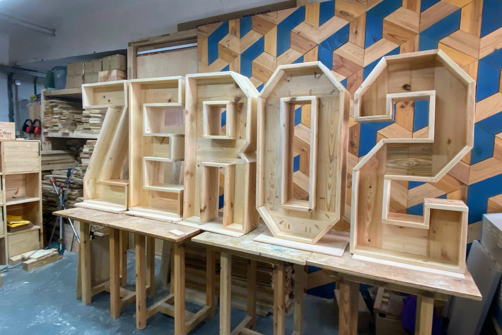 ZERO2 大型品牌字母裝置